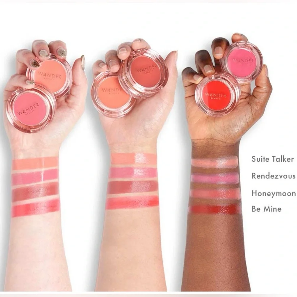 WANDER BEAUTY Double Date Lip and Cheek Lips in Suite Talker